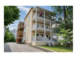 Triplex 6½ - 237,Rue Brooks, Les Nations (Sherbrooke)