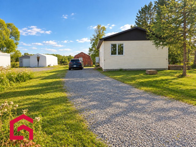 Maison 
               - 2000,Rue Leduc, Rouyn-Noranda