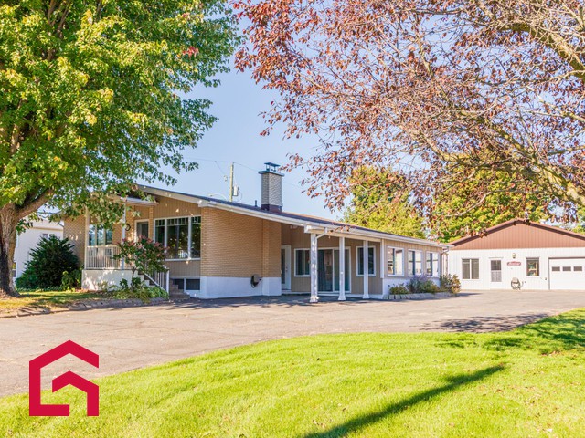 Duplex 
               - 471Z,Rue Béliveau, Saint-Léonard-d'Aston