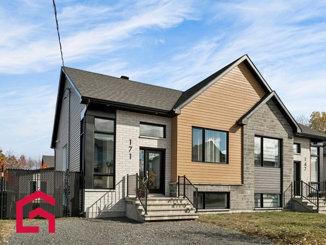 Maison 
               - 171,Rue du Sémillon, Drummondville