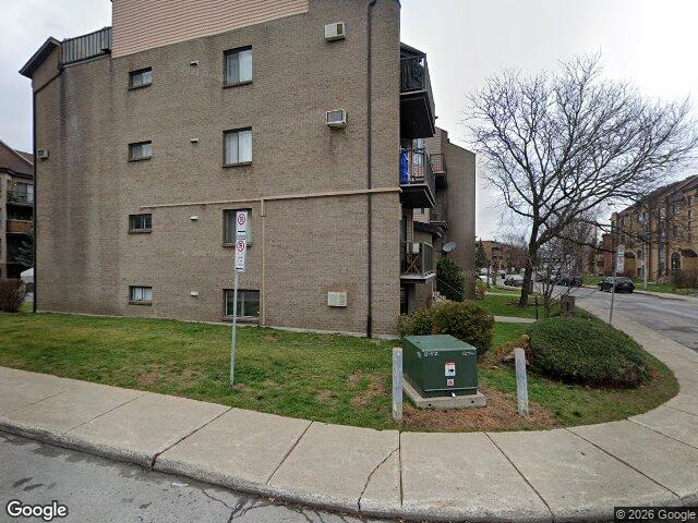 Condo/Appartement 
               - 381,Rue Lulli, Laval-des-Rapides (Laval)
