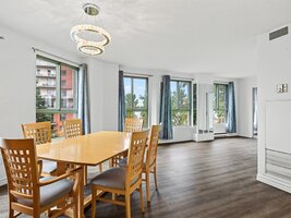Condo/Appartement 8½ - 8050,Boul. St-Laurent, Brossard