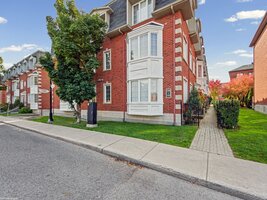 Condo/Appartement 7½ - 2084 Rue Modigliani 102, Saint-Laurent (Montréal)