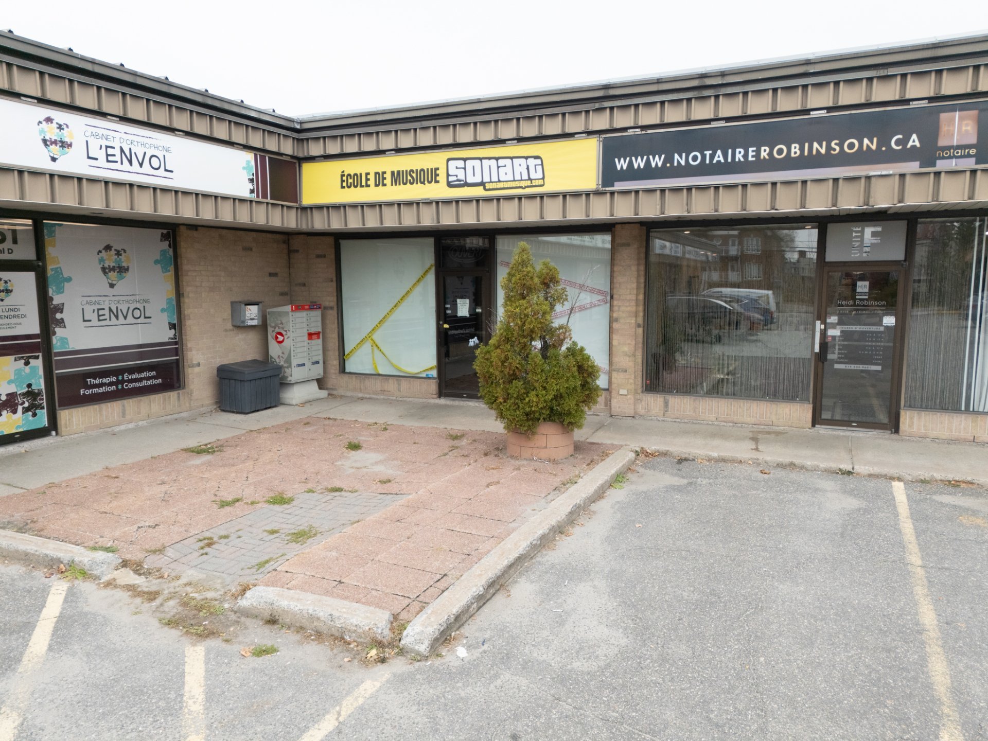 Local commercial  - 851,Boul. St-René O., Gatineau (Gatineau)